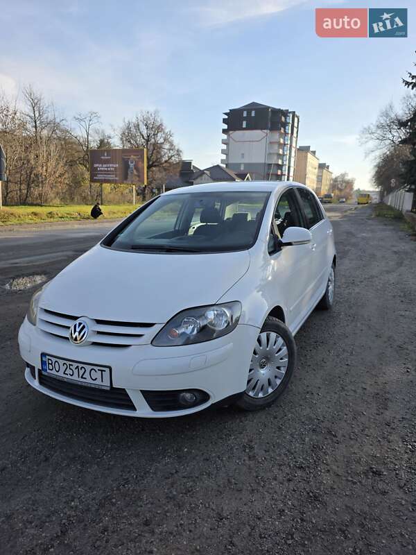Хэтчбек Volkswagen Golf Plus 2007 в Борщеве