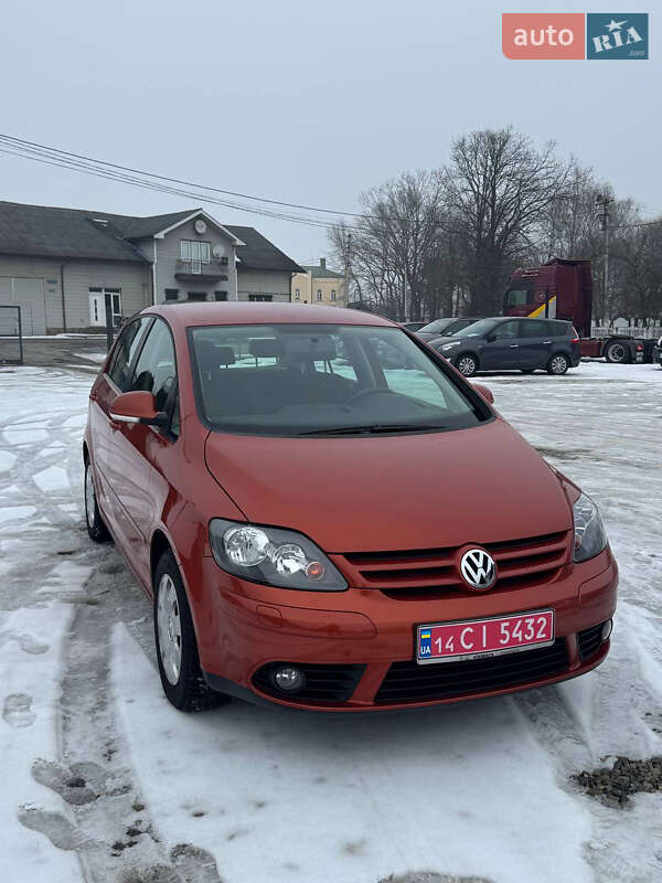 Хэтчбек Volkswagen Golf Plus 2006 в Ивано-Франковске