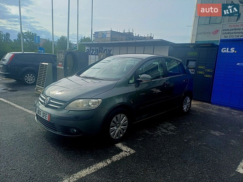 Хэтчбек Volkswagen Golf Plus 2005 в Калуше Хэтчбек Volkswagen Golf Plus 2005 в Калуше