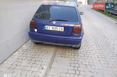 Хетчбек Volkswagen Golf 1998 в Балівці
