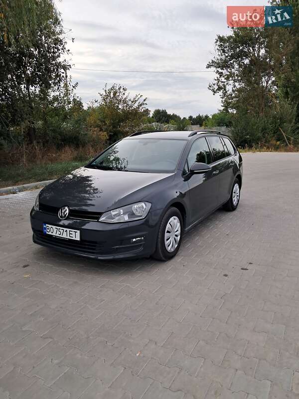 Универсал Volkswagen Golf 2016 в Тернополе