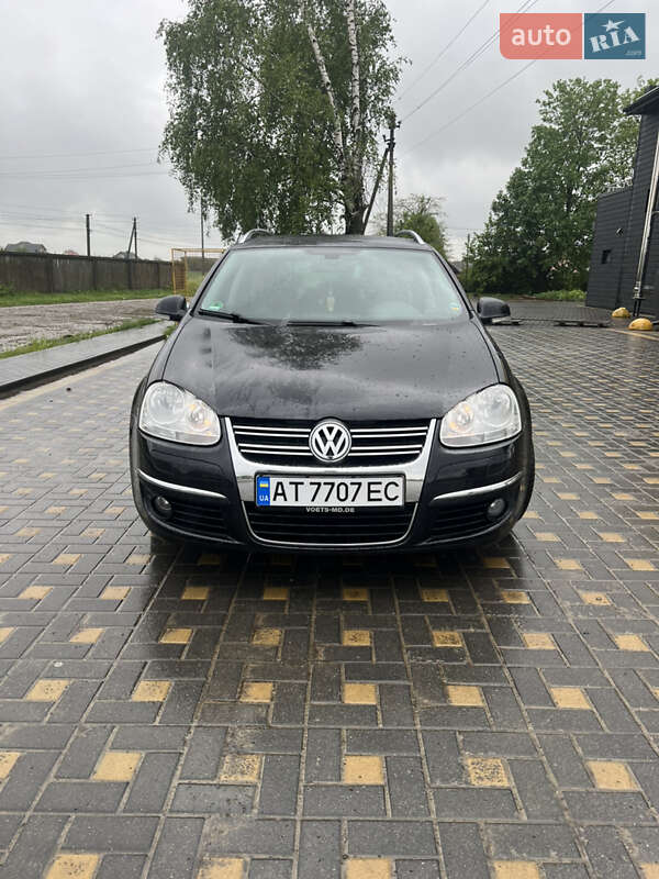 Универсал Volkswagen Golf 2008 в Коломые