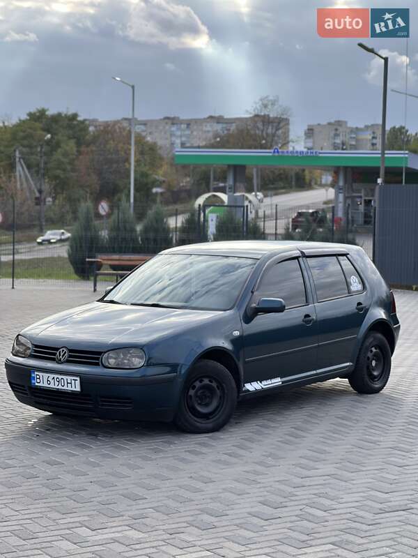 Хэтчбек Volkswagen Golf 2001 в Полтаве Хэтчбек Volkswagen Golf 2001 в Полтаве