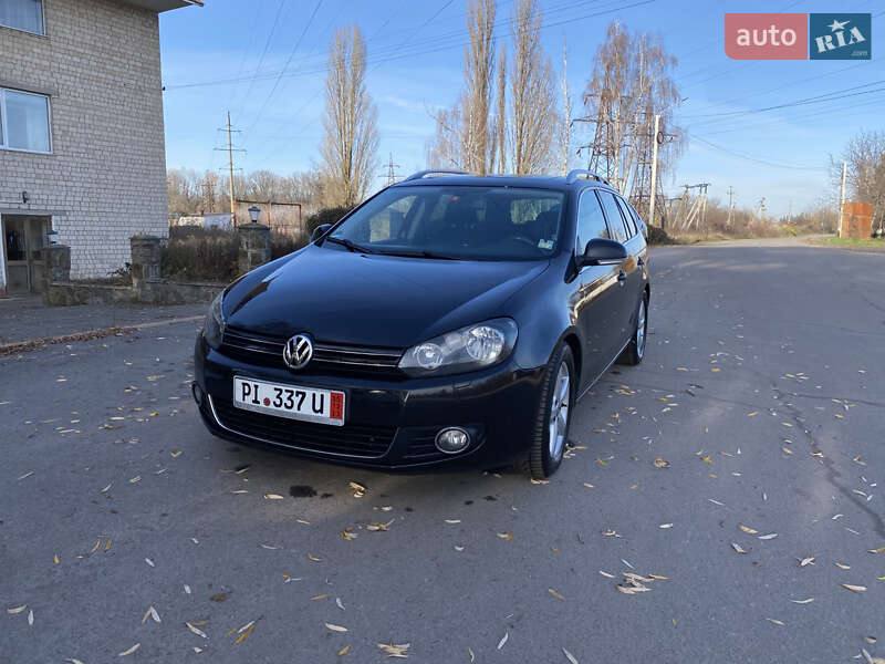 Универсал Volkswagen Golf 2010 в Калиновке