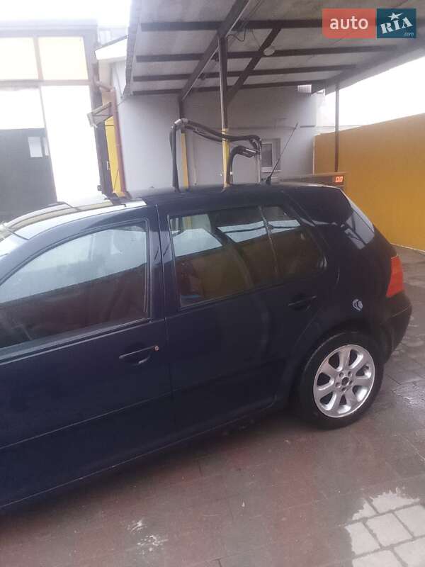 Універсал Volkswagen Golf 1998 в Збаражі