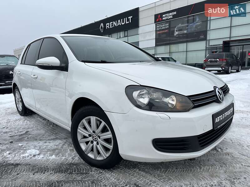 Хэтчбек Volkswagen Golf 2012 в Киеве Хэтчбек Volkswagen Golf 2012 в Киеве