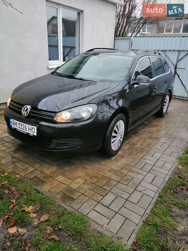 Универсал Volkswagen Golf 2013 в Житомире Универсал Volkswagen Golf 2013 в Житомире