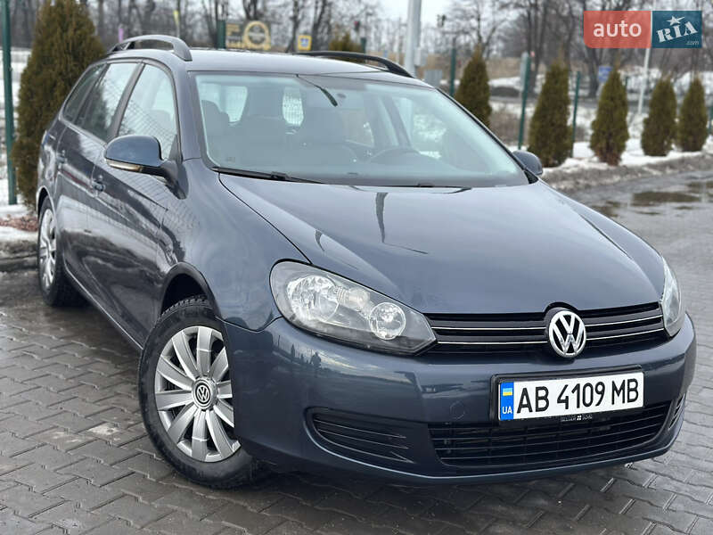 Универсал Volkswagen Golf 2010 в Виннице
