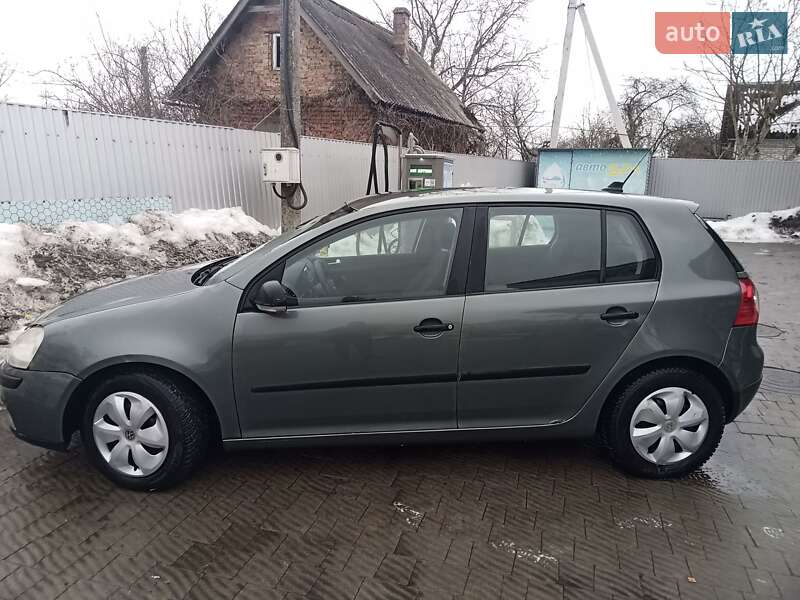 Хэтчбек Volkswagen Golf 2008 в Ивано-Франковске