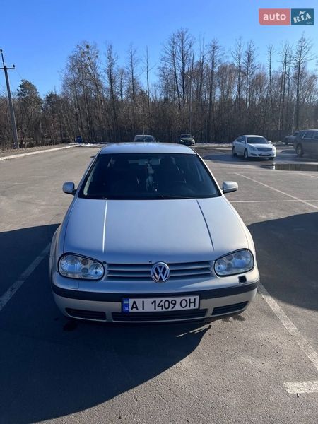 Универсал Volkswagen Golf 1999 в Ирпене