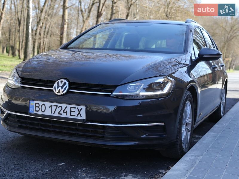 Універсал Volkswagen Golf 2020 в Чорткові
