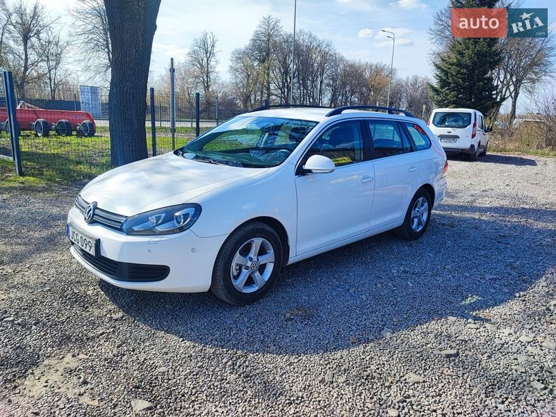 Универсал Volkswagen Golf 2010 в Виннице