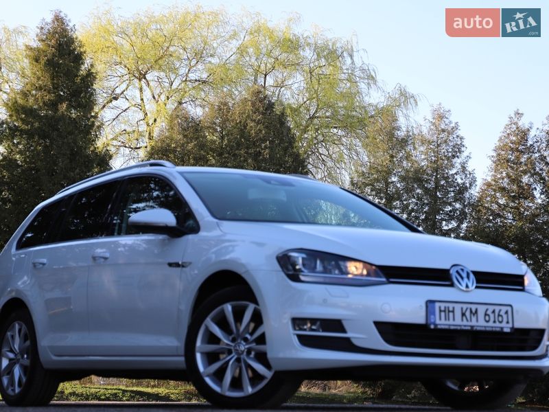 Універсал Volkswagen Golf 2017 в Дрогобичі