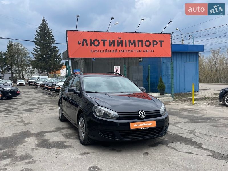 Универсал Volkswagen Golf 2009 в Сумах