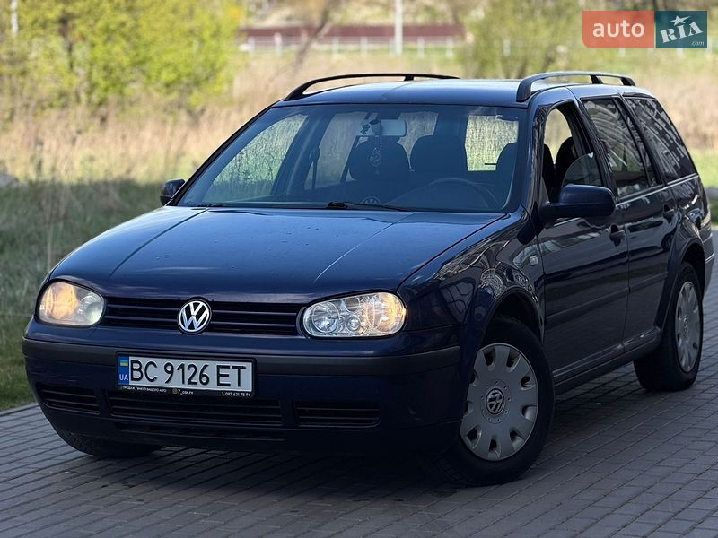 Универсал Volkswagen Golf 2000 в Ровно