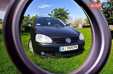 Хэтчбек Volkswagen Golf 2006 в Ставище