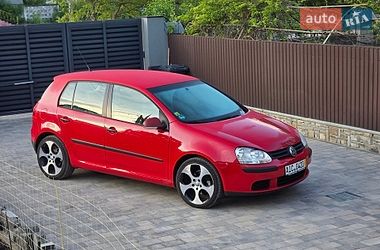 Хэтчбек Volkswagen Golf 2005 в Каменец-Подольском