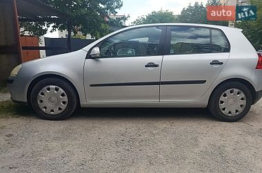 Хетчбек Volkswagen Golf 2005 в Кам'янець-Подільському