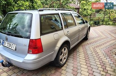 Універсал Volkswagen Golf 2003 в Городку