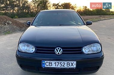 Хэтчбек Volkswagen Golf 1998 в Дергачах