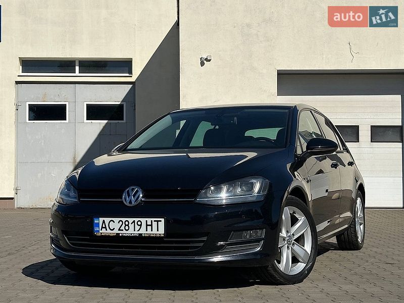 Хэтчбек Volkswagen Golf 2013 в Луцке