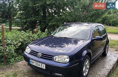 Хэтчбек Volkswagen Golf 2002 в Ромнах