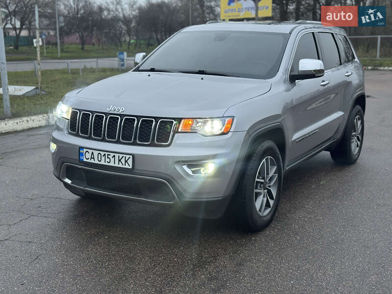 Внедорожник / Кроссовер Jeep Grand Cherokee 2021 в Черкассах