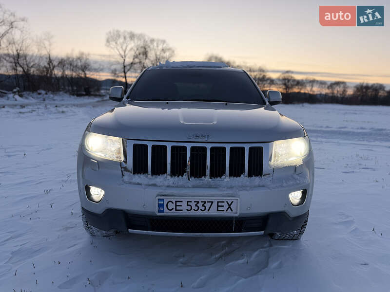 Внедорожник / Кроссовер Jeep Grand Cherokee 2011 в Вижнице