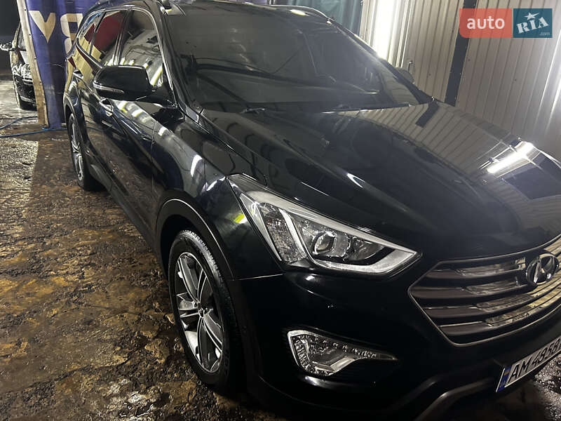 Внедорожник / Кроссовер Hyundai Grand Santa Fe 2014 в Бердичеве Внедорожник / Кроссовер Hyundai Grand Santa Fe 2014 в Бердичеве