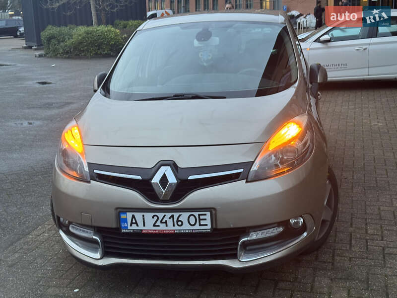 Минивэн Renault Grand Scenic 2016 в Киеве Минивэн Renault Grand Scenic 2016 в Киеве
