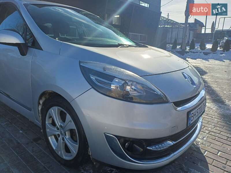 Минивэн Renault Grand Scenic 2012 в Подольске Минивэн Renault Grand Scenic 2012 в Подольске