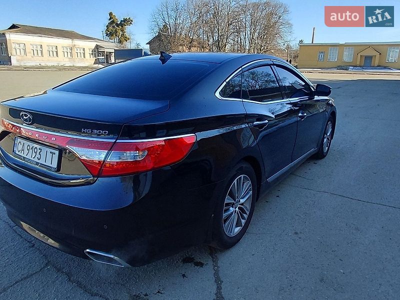 Седан Hyundai Grandeur 2015 в Шполе