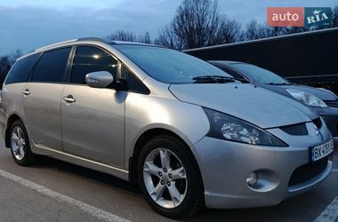 Минивэн Mitsubishi Grandis 2007 в Хмельницком