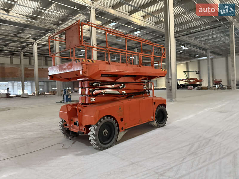 Ножничный подъемник Skyjack GS 2015 в Ивано-Франковске