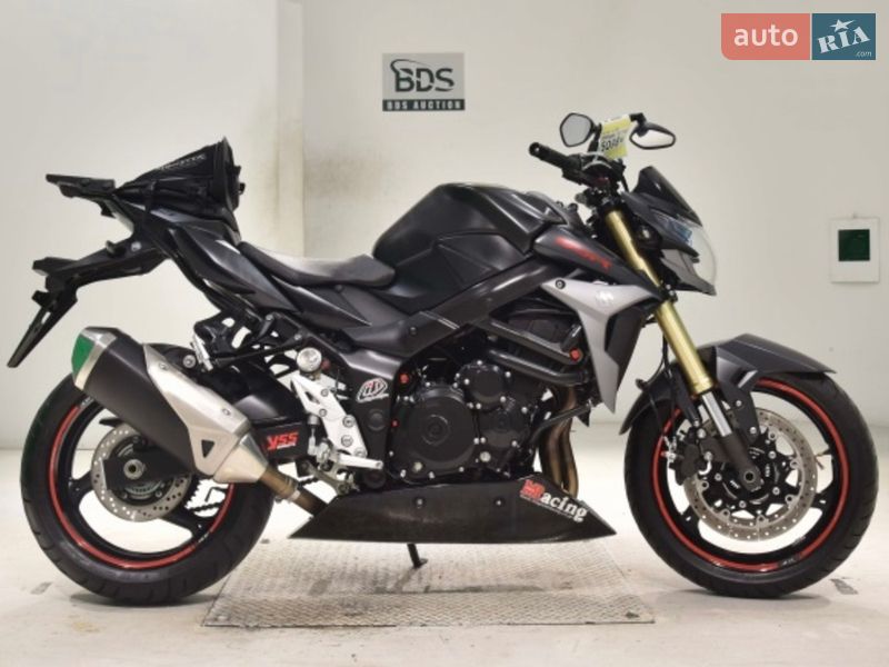 Мотоцикл Без обтекателей (Naked bike) Suzuki GSR 750 2013 в Сновске
