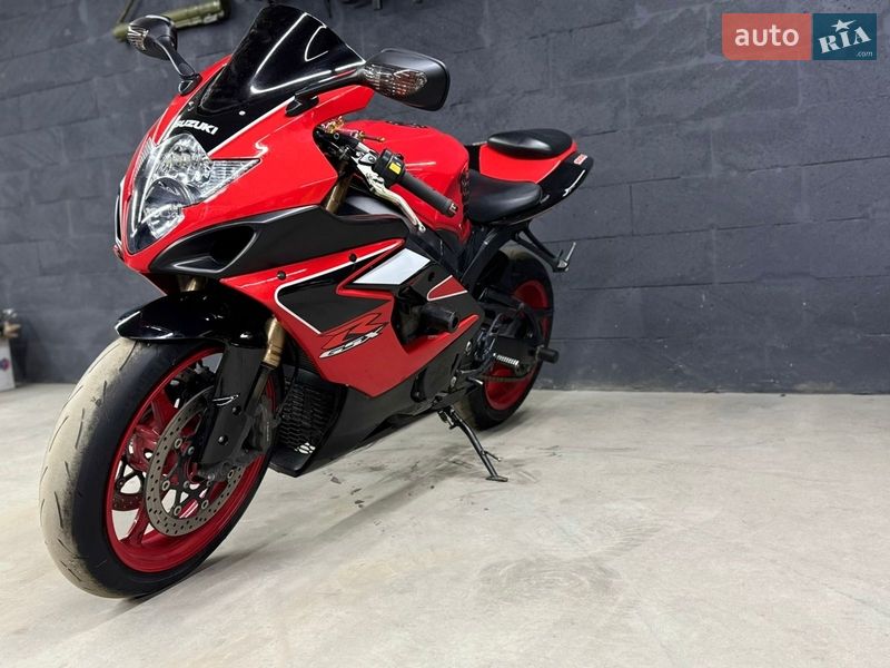 Спортбайк Suzuki GSX-R 1000 2005 в Кременчуге