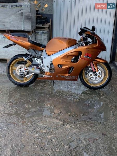 Спортбайк Suzuki GSX-R 600 1999 в Черновцах