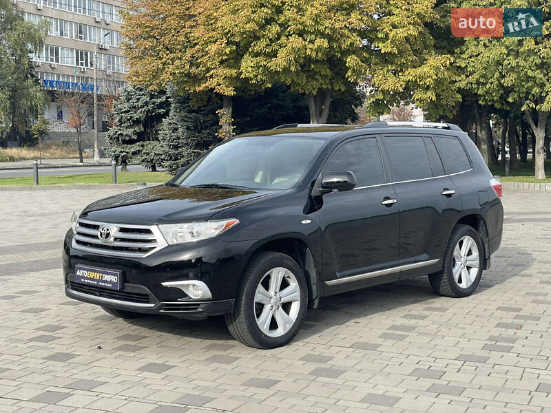 Внедорожник / Кроссовер Toyota Highlander 2013 в Днепре