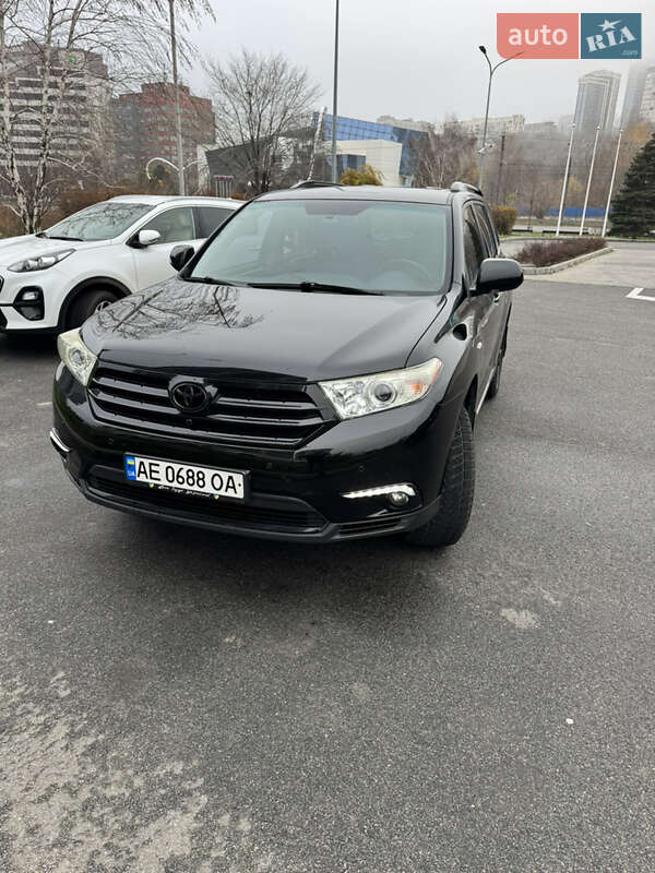 Позашляховик / Кросовер Toyota Highlander 2012 в Дніпрі