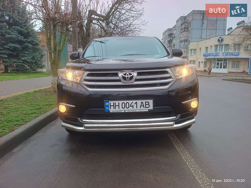 Внедорожник / Кроссовер Toyota Highlander 2011 в Одессе Внедорожник / Кроссовер Toyota Highlander 2011 в Одессе