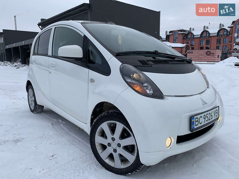 Хэтчбек Mitsubishi i-MiEV 2012 в Дрогобыче