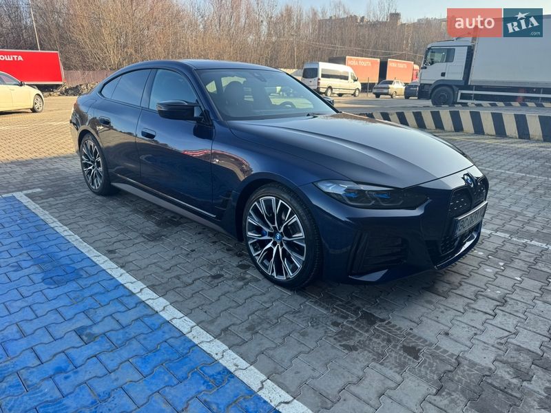 Купе BMW i4 2022 в Львове