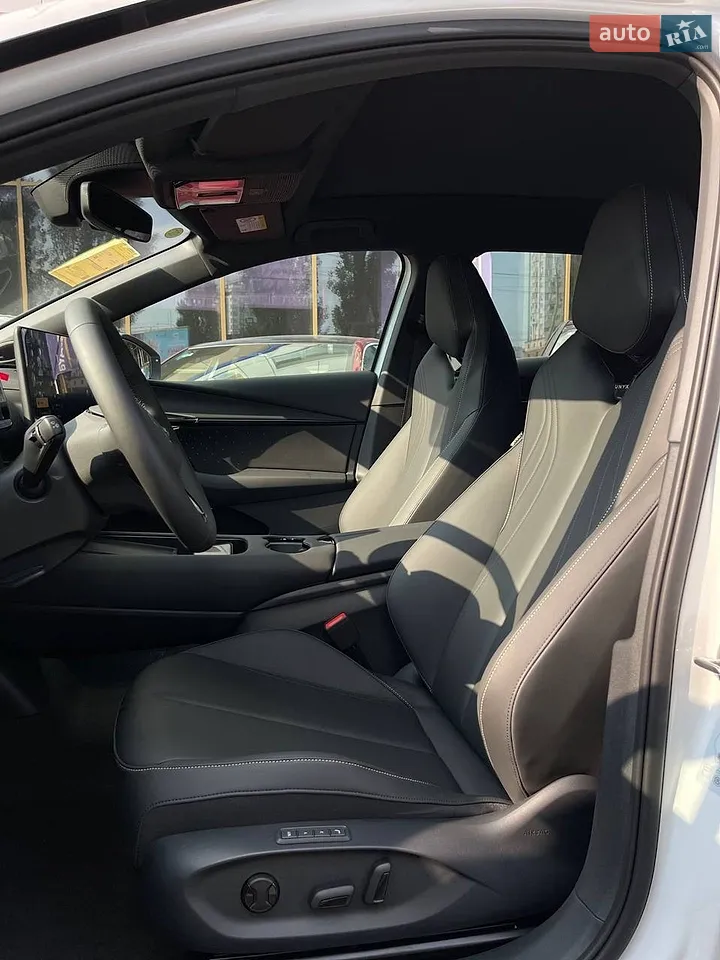Volkswagen Id. Unyx 2025 photo 5