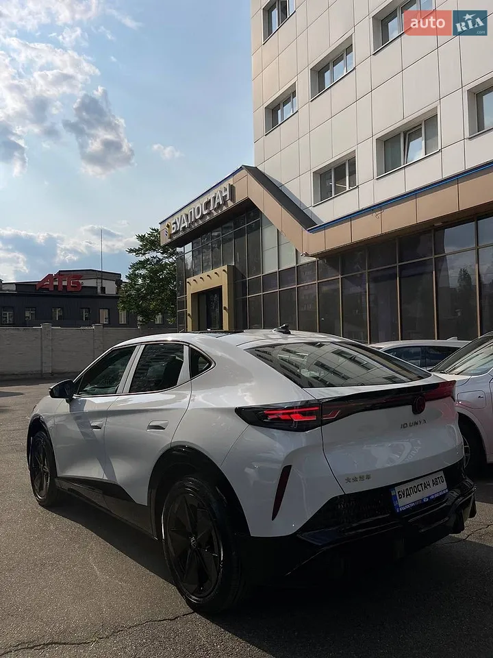 Volkswagen Id. Unyx 2025 photo 3