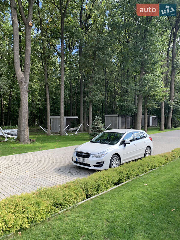 Хэтчбек Subaru Impreza 2015 в Одессе