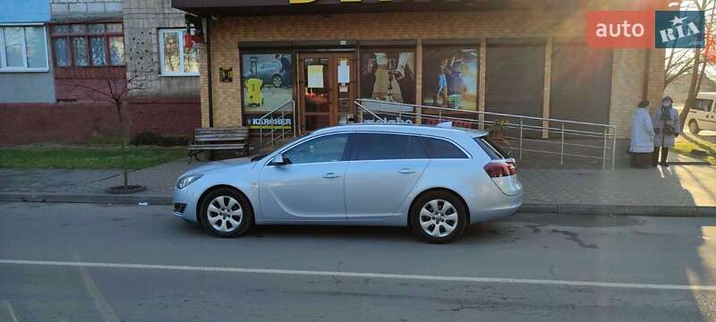Универсал Opel Insignia 2017 в Сарнах