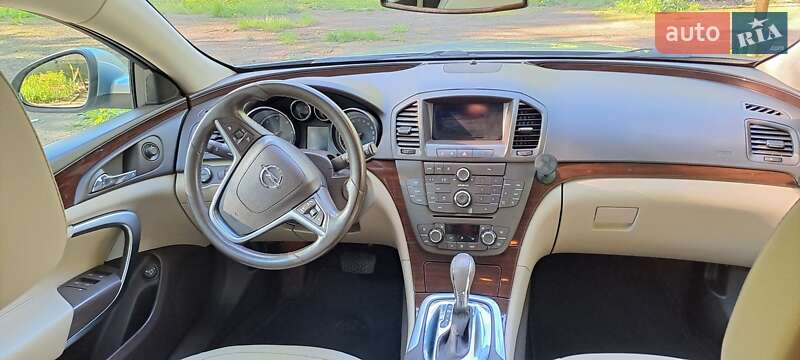 Универсал Opel Insignia 2010 в Кривом Роге