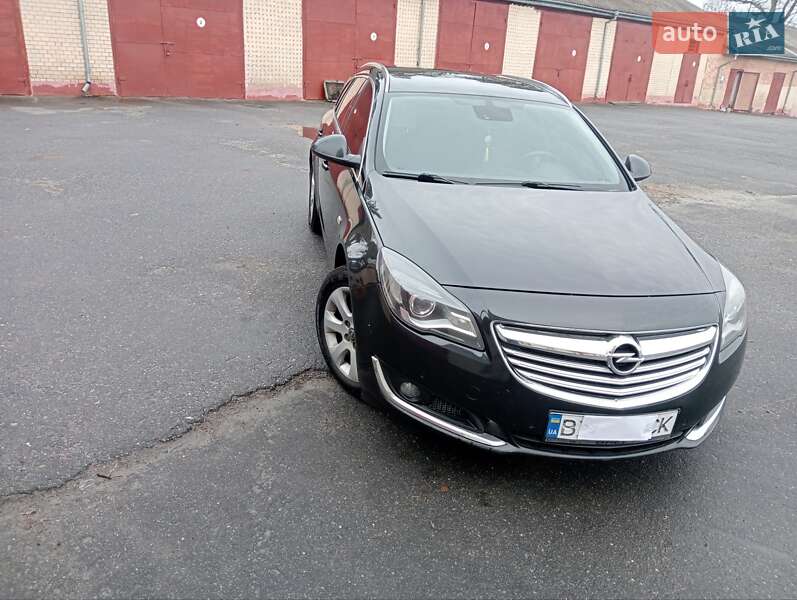 Універсал Opel Insignia 2014 в Шепетівці