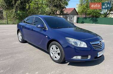 Седан Opel Insignia 2009 в Вендичанах
