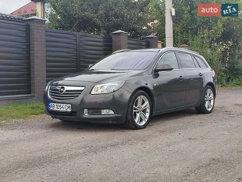 Універсал Opel Insignia 2013 в Вінниці